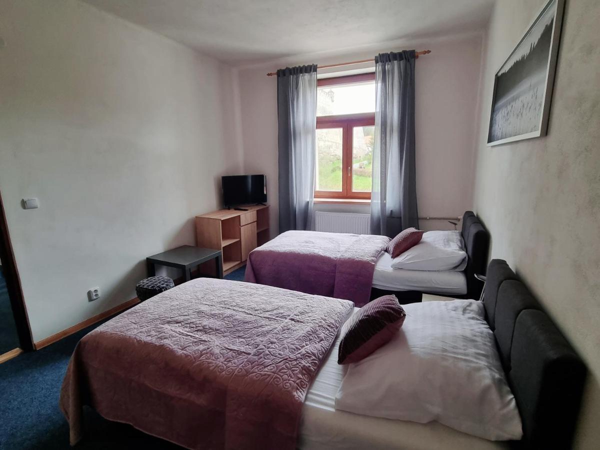 Libošovice Hotel Podkost מראה חיצוני תמונה