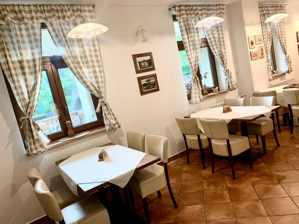 Libošovice Hotel Podkost מראה חיצוני תמונה